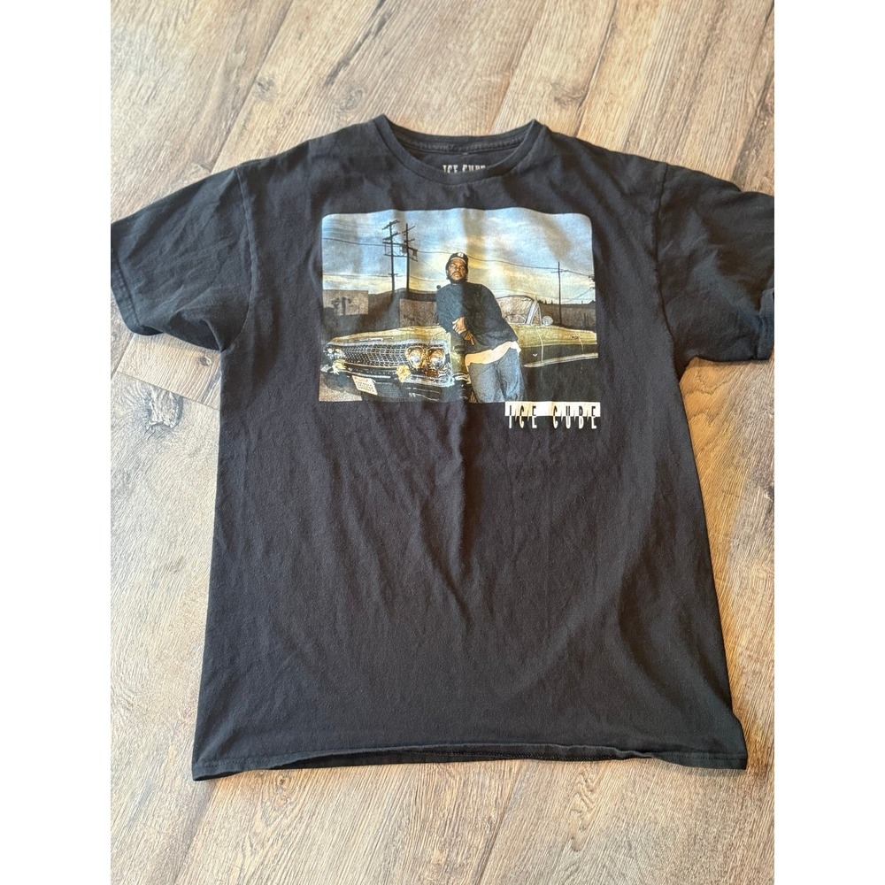 Ice Cube t-shirt faded black‎ size medium, vintage look tshirt, concert tee
